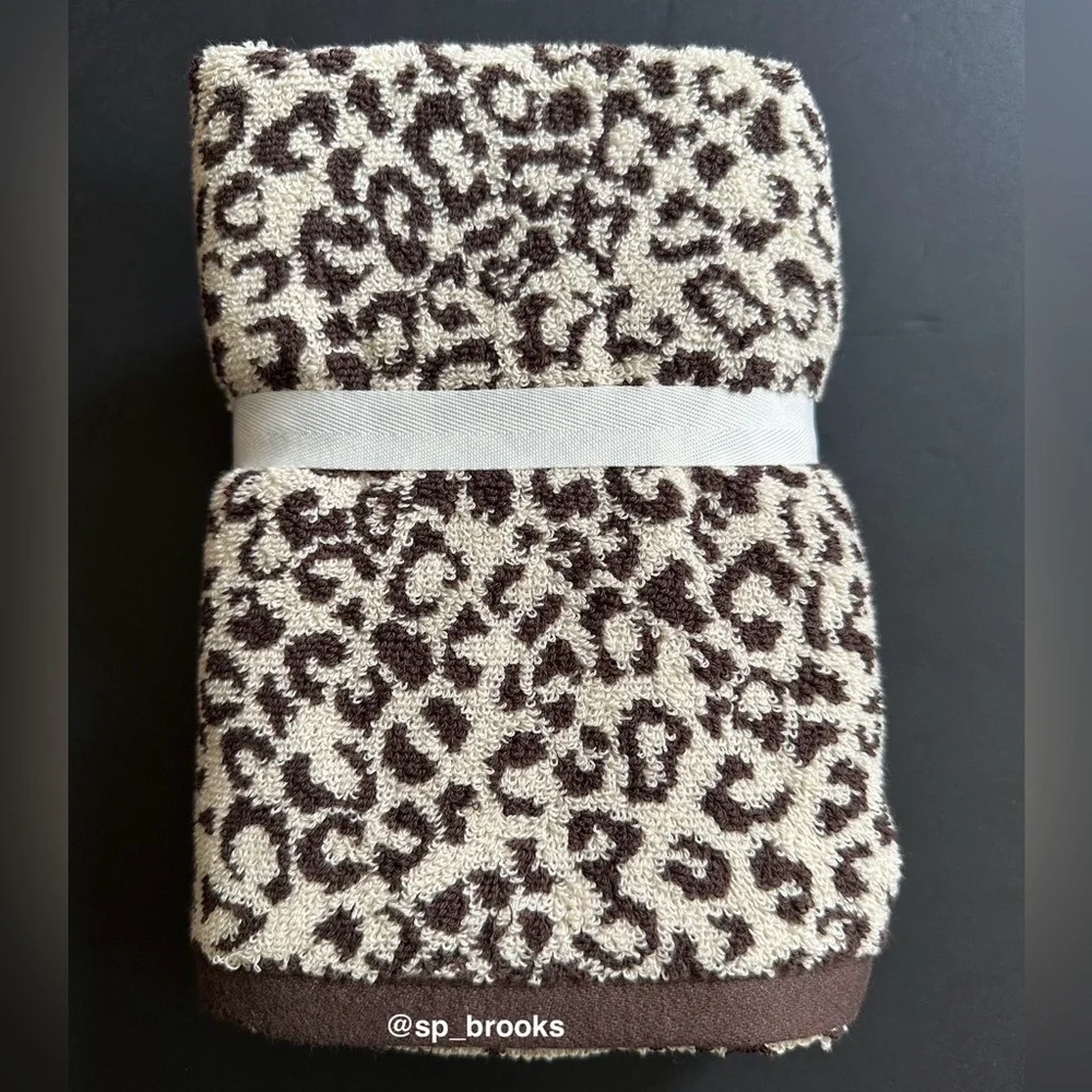 🎁RACHEL ZOE 2PC Hand Towel Set -Cotton- Brown & Tan Cheetah Print